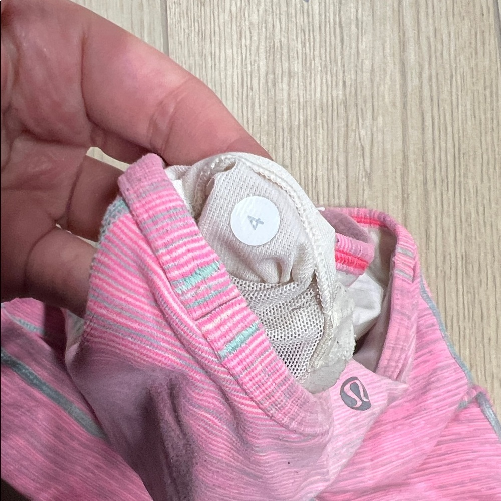 Lululemon Power Y Tank
Wee Are From Space neon pink opal - Picture 6 of 6